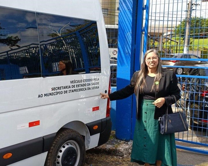 Novo carro ambulatório de Itapecerica da Serra e Vereadora Irmã Rose